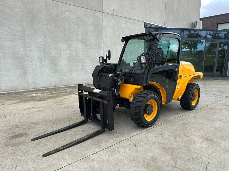 JCB 520-40 - رافعة تلسكوبية: صور 2 JCB 520-40 - رافعة تلسكوبية: صور 2