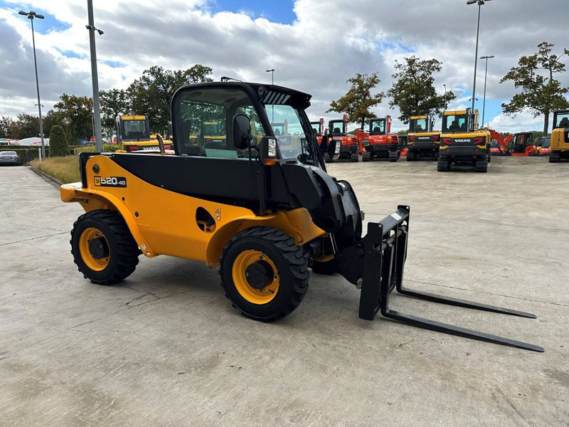 JCB 520-40 - رافعة تلسكوبية: صور 4 JCB 520-40 - رافعة تلسكوبية: صور 4