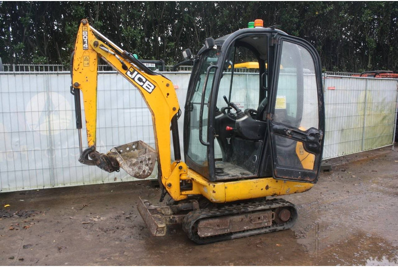 JCB 8014 CTS - حفارة مصغرة: صور 1 JCB 8014 CTS - حفارة مصغرة: صور 1
