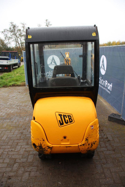 JCB 8015 - حفارة مصغرة: صور 4 JCB 8015 - حفارة مصغرة: صور 4