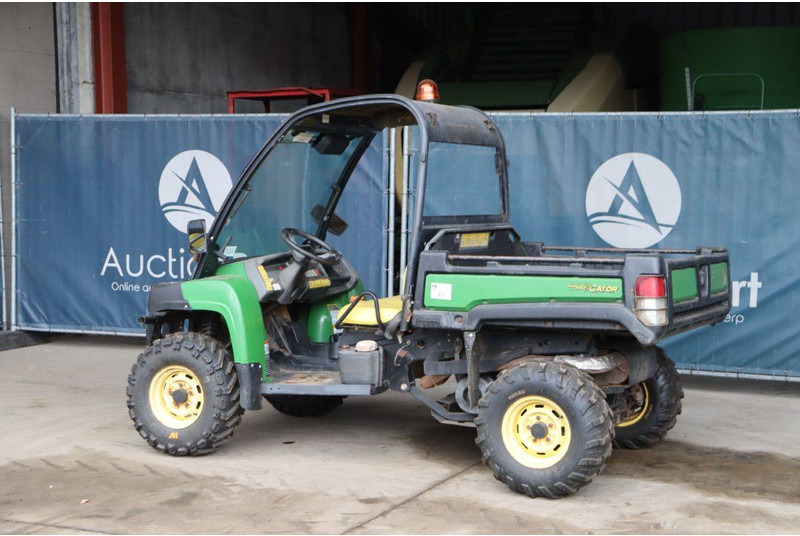 John Deere Gator - عربة جولف: صور 3 John Deere Gator - عربة جولف: صور 3