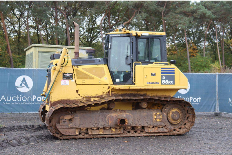 Komatsu D65PX-17 - بلدوزر: صور 1 Komatsu D65PX-17 - بلدوزر: صور 1