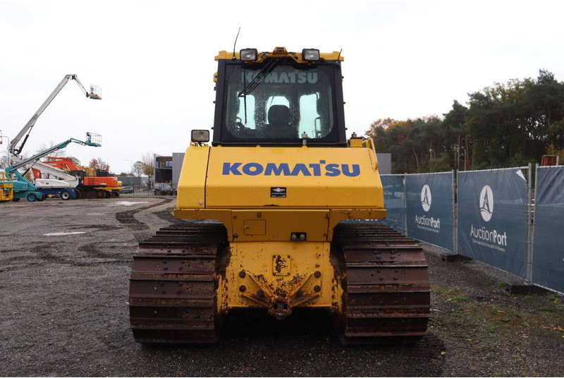 Komatsu D65PX-17 - بلدوزر: صور 5 Komatsu D65PX-17 - بلدوزر: صور 5