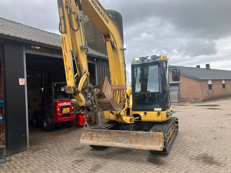 Komatsu PC80 - حفارات زحافة: صور 4 Komatsu PC80 - حفارات زحافة: صور 4