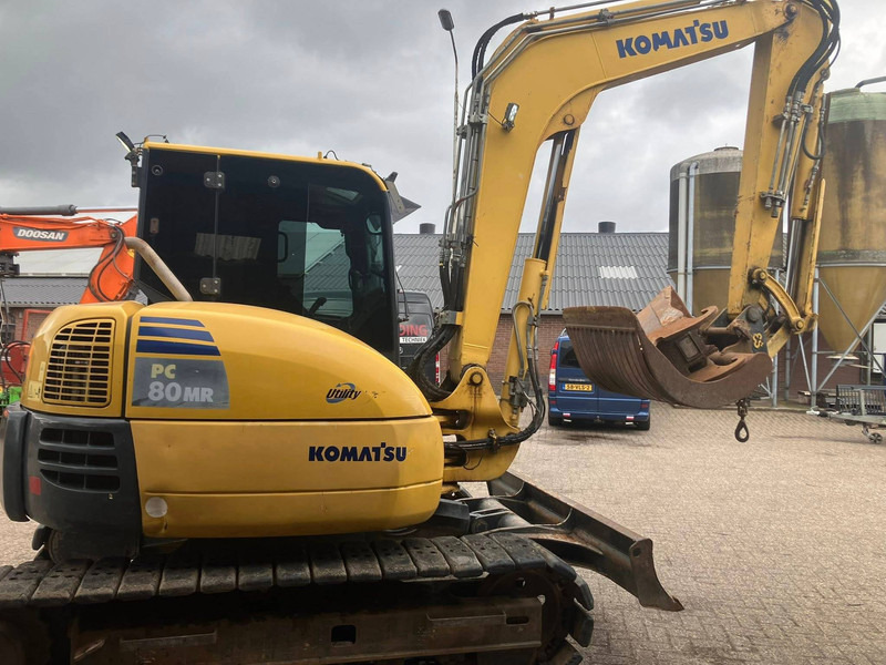 Komatsu PC80 - حفارات زحافة: صور 2 Komatsu PC80 - حفارات زحافة: صور 2