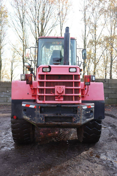 Komatsu WA 270-3 - اللودر بعجل: صور 5 Komatsu WA 270-3 - اللودر بعجل: صور 5