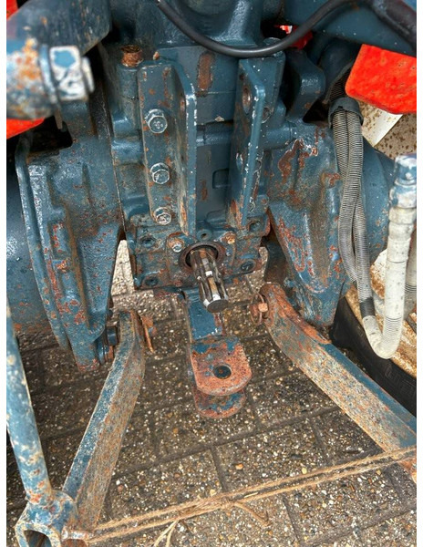Kubota B1-14D - جرار: صور 4 Kubota B1-14D - جرار: صور 4