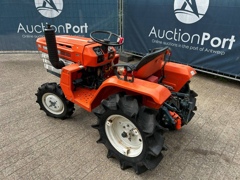 Kubota B1400 - جرار: صور 2 Kubota B1400 - جرار: صور 2
