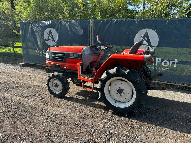 Kubota GL221 Grandel - جرار: صور 2 Kubota GL221 Grandel - جرار: صور 2