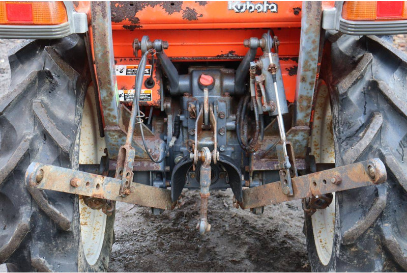 جرار Kubota GL241/Grandel GL241: صور 16 جرار Kubota GL241/Grandel GL241: صور 16