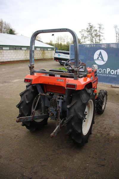 Kubota GT-3 - جرار: صور 5 Kubota GT-3 - جرار: صور 5