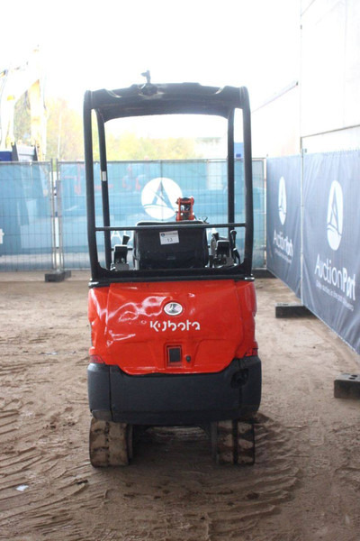 Kubota KX016-4 - حفارة مصغرة: صور 4 Kubota KX016-4 - حفارة مصغرة: صور 4