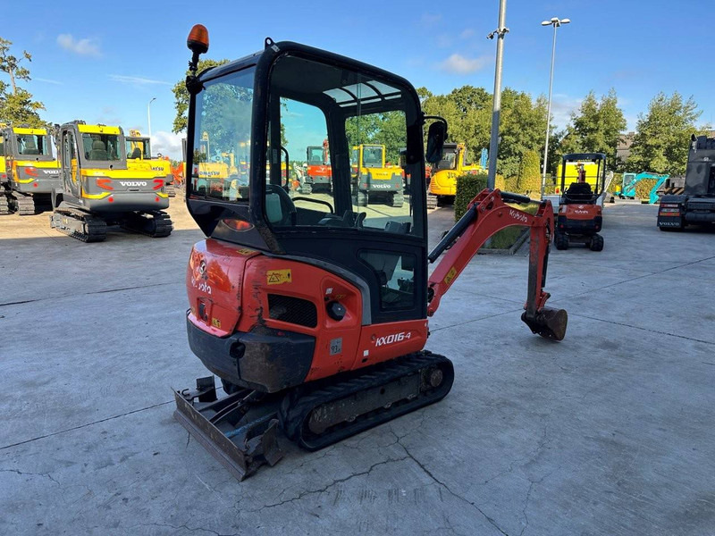 Kubota KX016-4 - حفارة مصغرة: صور 4 Kubota KX016-4 - حفارة مصغرة: صور 4