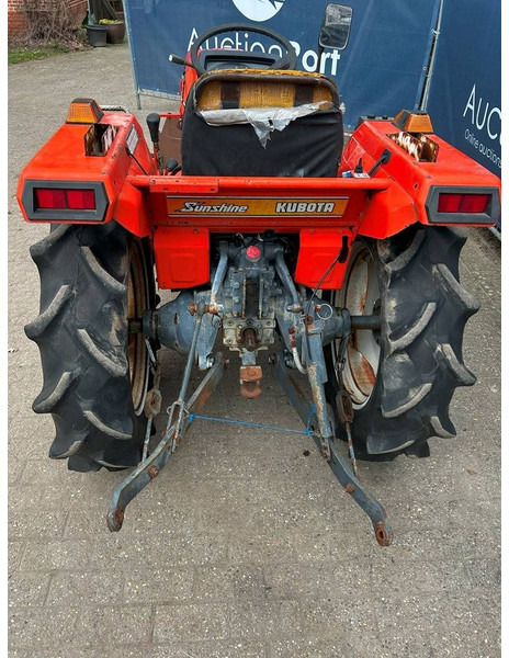 Kubota L1-235 P.S. - جرار: صور 3 Kubota L1-235 P.S. - جرار: صور 3