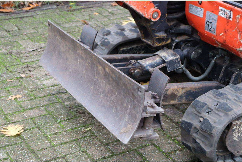 حفارة مصغرة Kubota U17-3α: صور 17