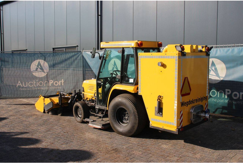 Kubota Version STV40 - جرار: صور 3 Kubota Version STV40 - جرار: صور 3