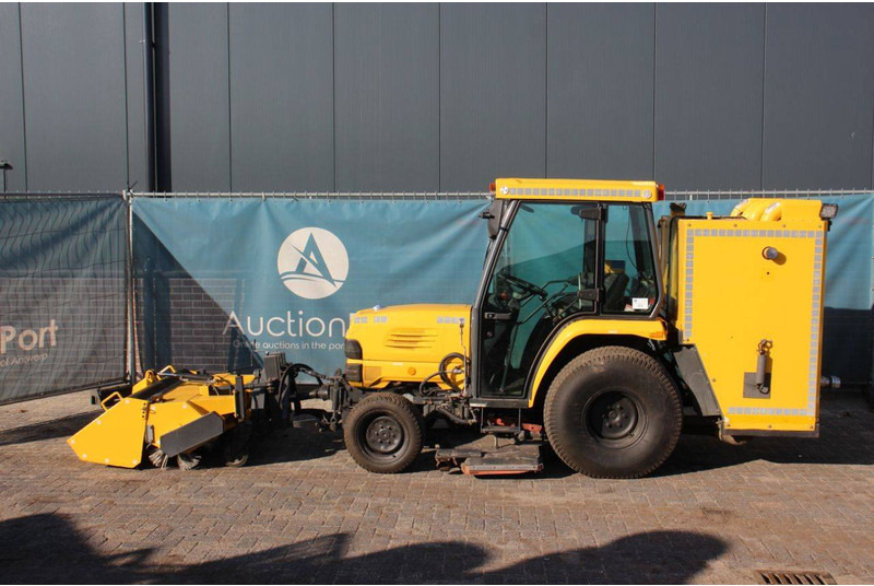 Kubota Version STV40 - جرار: صور 2 Kubota Version STV40 - جرار: صور 2