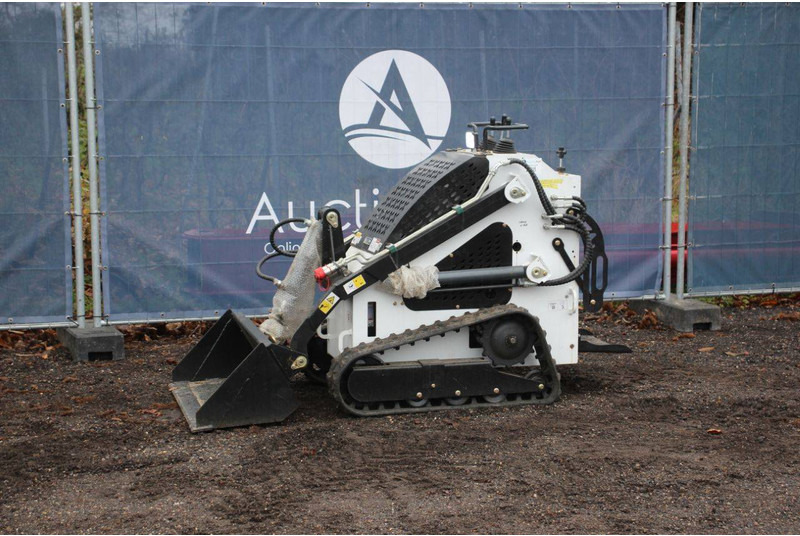 LH T360 - اللودر المجنزر: صور 1 LH T360 - اللودر المجنزر: صور 1