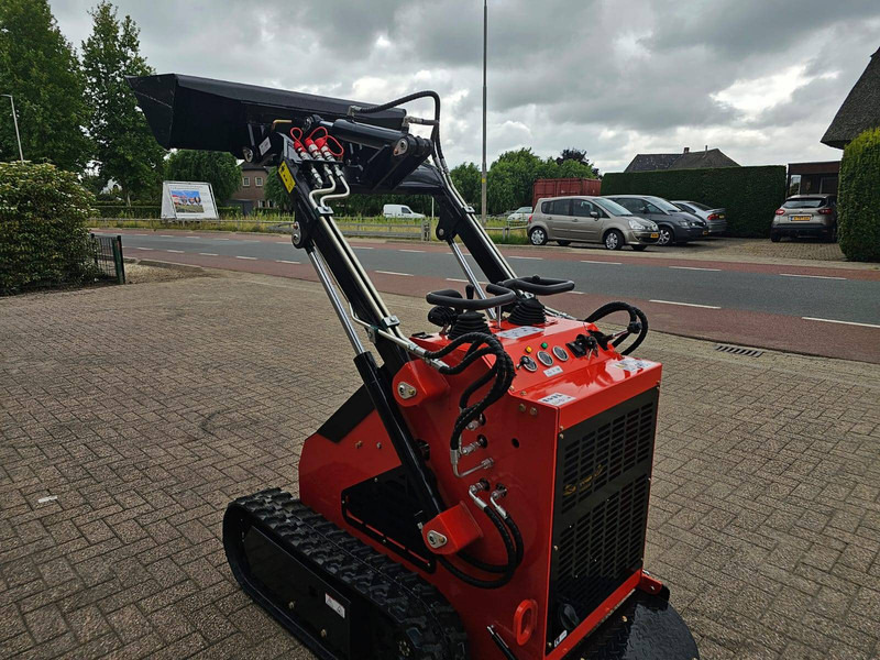 LRT460 - اللودر المجنزر: صور 5 LRT460 - اللودر المجنزر: صور 5