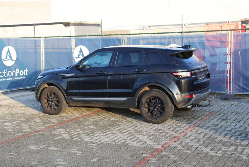 Land Rover Range Rover Evoque - سيارة دفع رباعي: صور 4 Land Rover Range Rover Evoque - سيارة دفع رباعي: صور 4