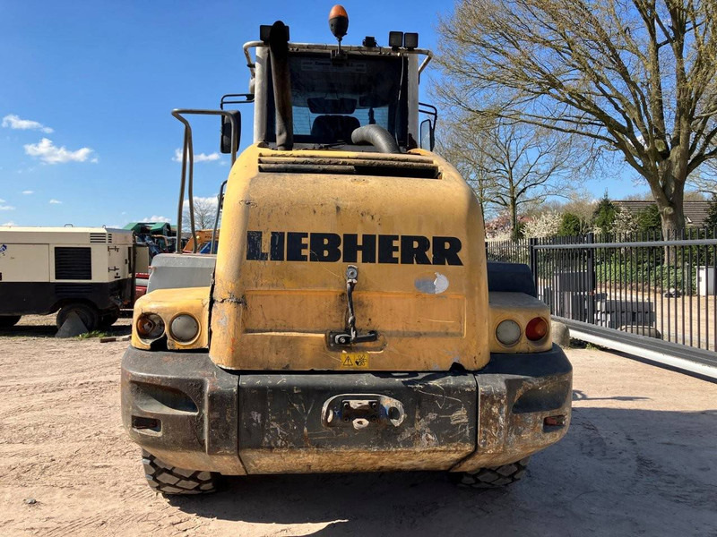 Liebherr L524 - اللودر بعجل: صور 4 Liebherr L524 - اللودر بعجل: صور 4
