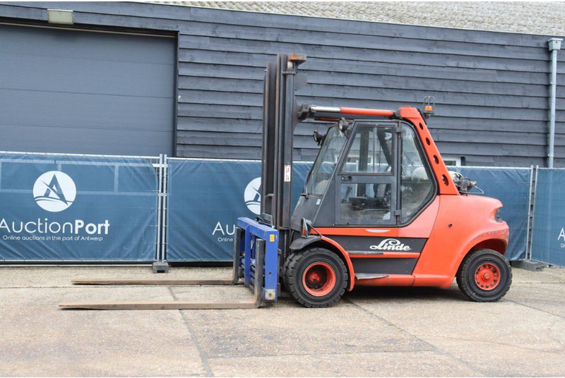 Linde H 80/900 - رافعة شوكية تعمل بالغاز: صور 1 Linde H 80/900 - رافعة شوكية تعمل بالغاز: صور 1
