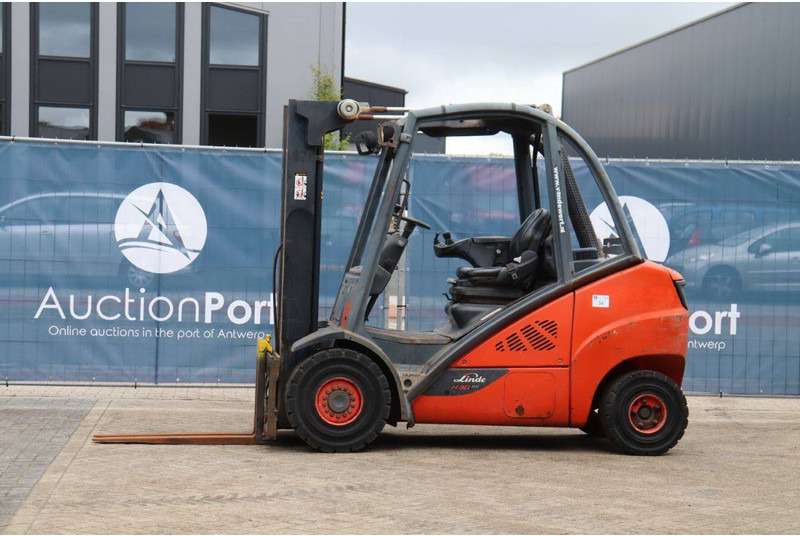 Linde H25D-02 - رافعة شوكية ديزل: صور 1 Linde H25D-02 - رافعة شوكية ديزل: صور 1