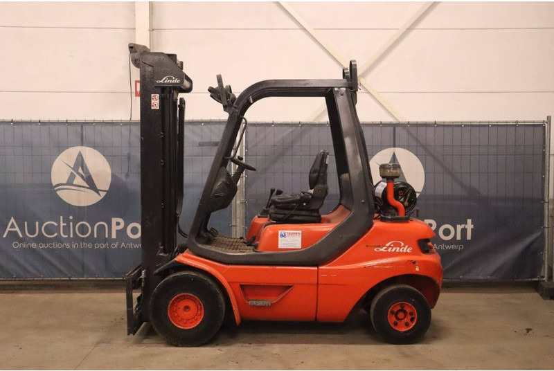 Linde H30T-03 - رافعة شوكية تعمل بالغاز: صور 2 Linde H30T-03 - رافعة شوكية تعمل بالغاز: صور 2