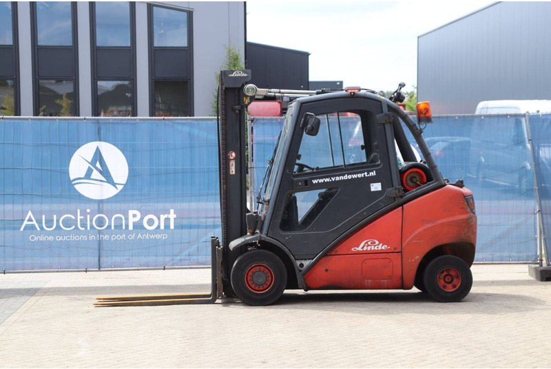 Linde H30T - رافعة شوكية ديزل: صور 1 Linde H30T - رافعة شوكية ديزل: صور 1