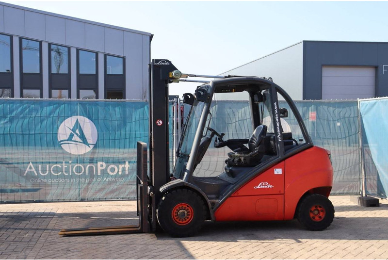 Linde H35D - رافعة شوكية ديزل: صور 1 Linde H35D - رافعة شوكية ديزل: صور 1