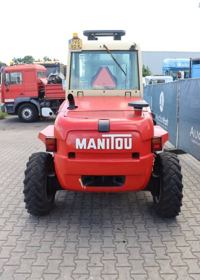Manitou M30-4 - شاحنات الطرق الوعرة: صور 4 Manitou M30-4 - شاحنات الطرق الوعرة: صور 4