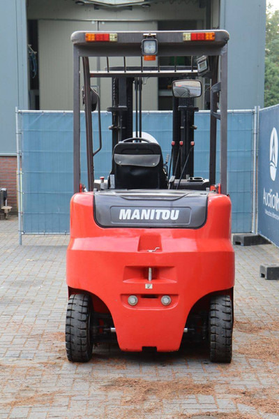 Manitou ME 425 - رافعة شوكية كهربائية: صور 5 Manitou ME 425 - رافعة شوكية كهربائية: صور 5
