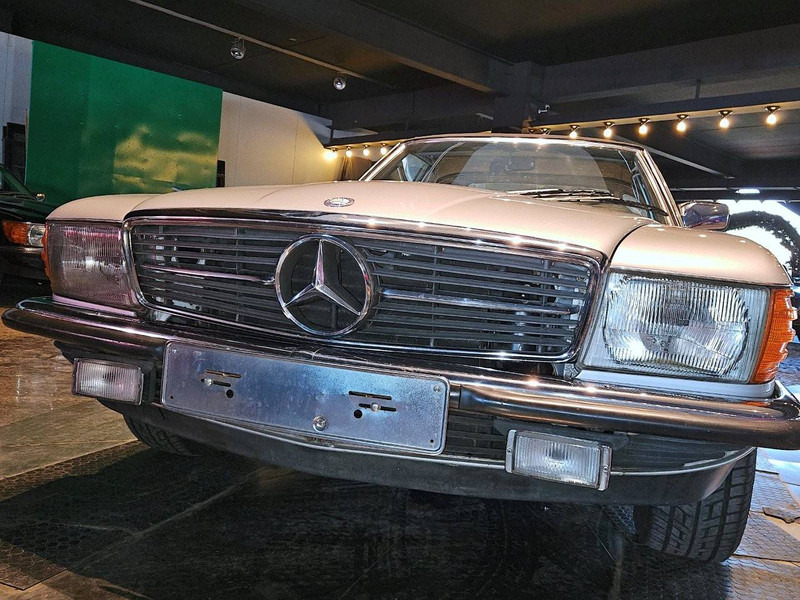 Mercedes-Benz 280 SL - سيارة: صور 4 Mercedes-Benz 280 SL - سيارة: صور 4