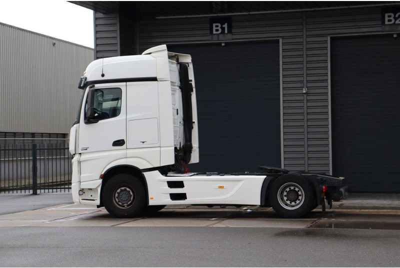 Mercedes-Benz Actros - الشاسيه شاحنة: صور 3 Mercedes-Benz Actros - الشاسيه شاحنة: صور 3