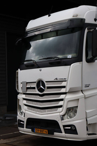 الشاسيه شاحنة Mercedes-Benz Actros: صور 10 الشاسيه شاحنة Mercedes-Benz Actros: صور 10