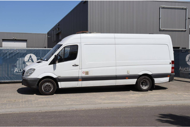 Mercedes-Benz Sprinter - فان: صور 1 Mercedes-Benz Sprinter - فان: صور 1