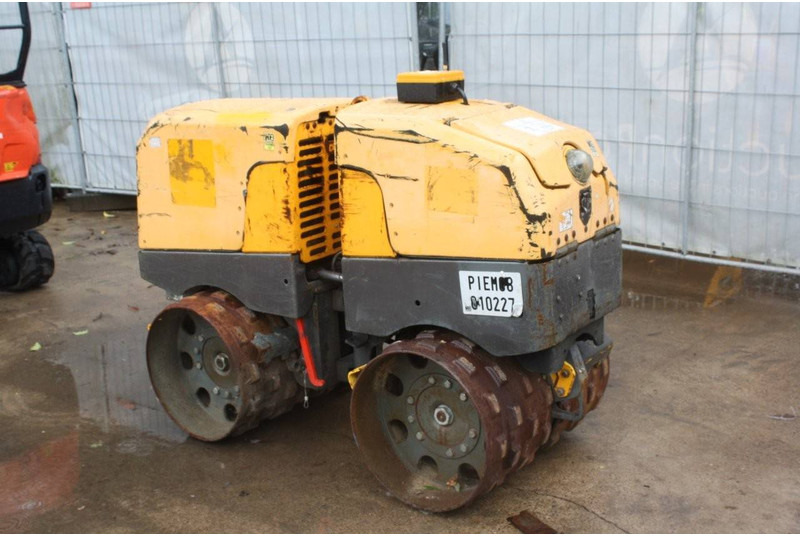 Neuson Roller RT2SC - مدحلة: صور 3 Neuson Roller RT2SC - مدحلة: صور 3