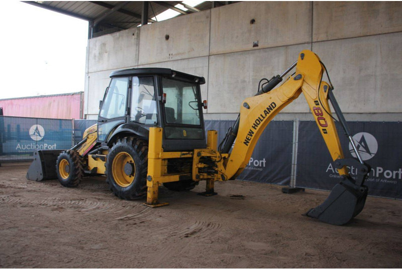 New Holland B80B - حفار متعدد الاستخدام: صور 3 New Holland B80B - حفار متعدد الاستخدام: صور 3