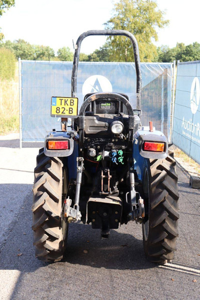 New Holland BOOMER 35 - جرار: صور 5 New Holland BOOMER 35 - جرار: صور 5