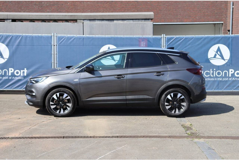 Opel Grandland Ultimate - سيارة دفع رباعي: صور 2 Opel Grandland Ultimate - سيارة دفع رباعي: صور 2