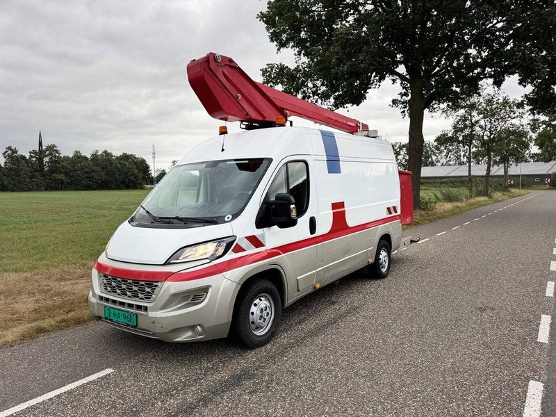 Peugeot Boxer 2.0HDI - مصاعد الازدهار محمولة على شاحنة: صور 2 Peugeot Boxer 2.0HDI - مصاعد الازدهار محمولة على شاحنة: صور 2