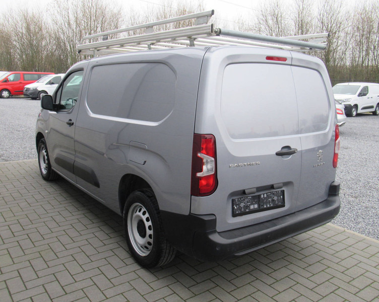 Peugeot Partner 1.5 BlueHDi Automatic - فان: صور 3 Peugeot Partner 1.5 BlueHDi Automatic - فان: صور 3