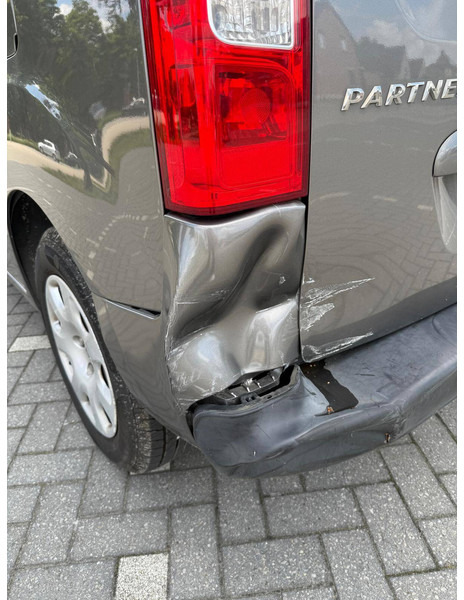 Peugeot Partner Tepee 1.6 HDI - سيدان: صور 5 Peugeot Partner Tepee 1.6 HDI - سيدان: صور 5