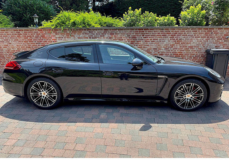 Porsche Panamera 3.0 V6 Diesel - سيدان: صور 3 Porsche Panamera 3.0 V6 Diesel - سيدان: صور 3