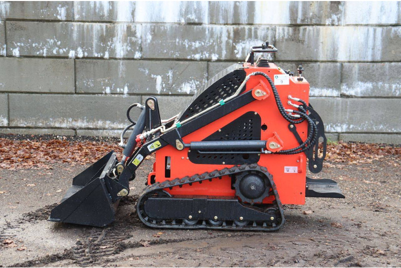 RY T360 - اللودر المجنزر: صور 2 RY T360 - اللودر المجنزر: صور 2