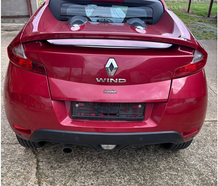 Renault Wind TCe - سيدان: صور 3 Renault Wind TCe - سيدان: صور 3