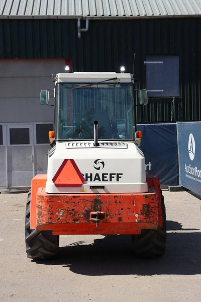 Schaeff SKL 833 - اللودر بعجل: صور 4 Schaeff SKL 833 - اللودر بعجل: صور 4