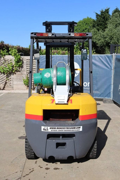 TCM FGE25T4 - رافعة شوكية تعمل بالغاز: صور 4 TCM FGE25T4 - رافعة شوكية تعمل بالغاز: صور 4