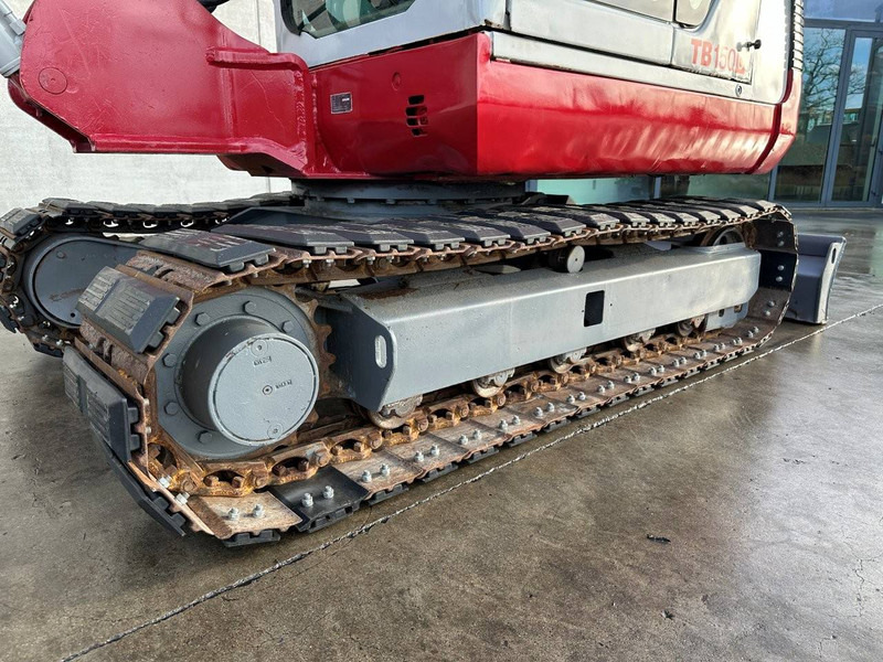 حفارات زحافة Takeuchi TB150C: صور 19