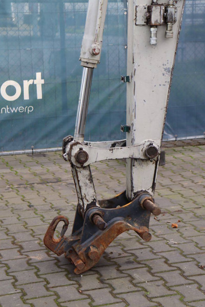 حفارة على عجلات Takeuchi TB175W: صور 9